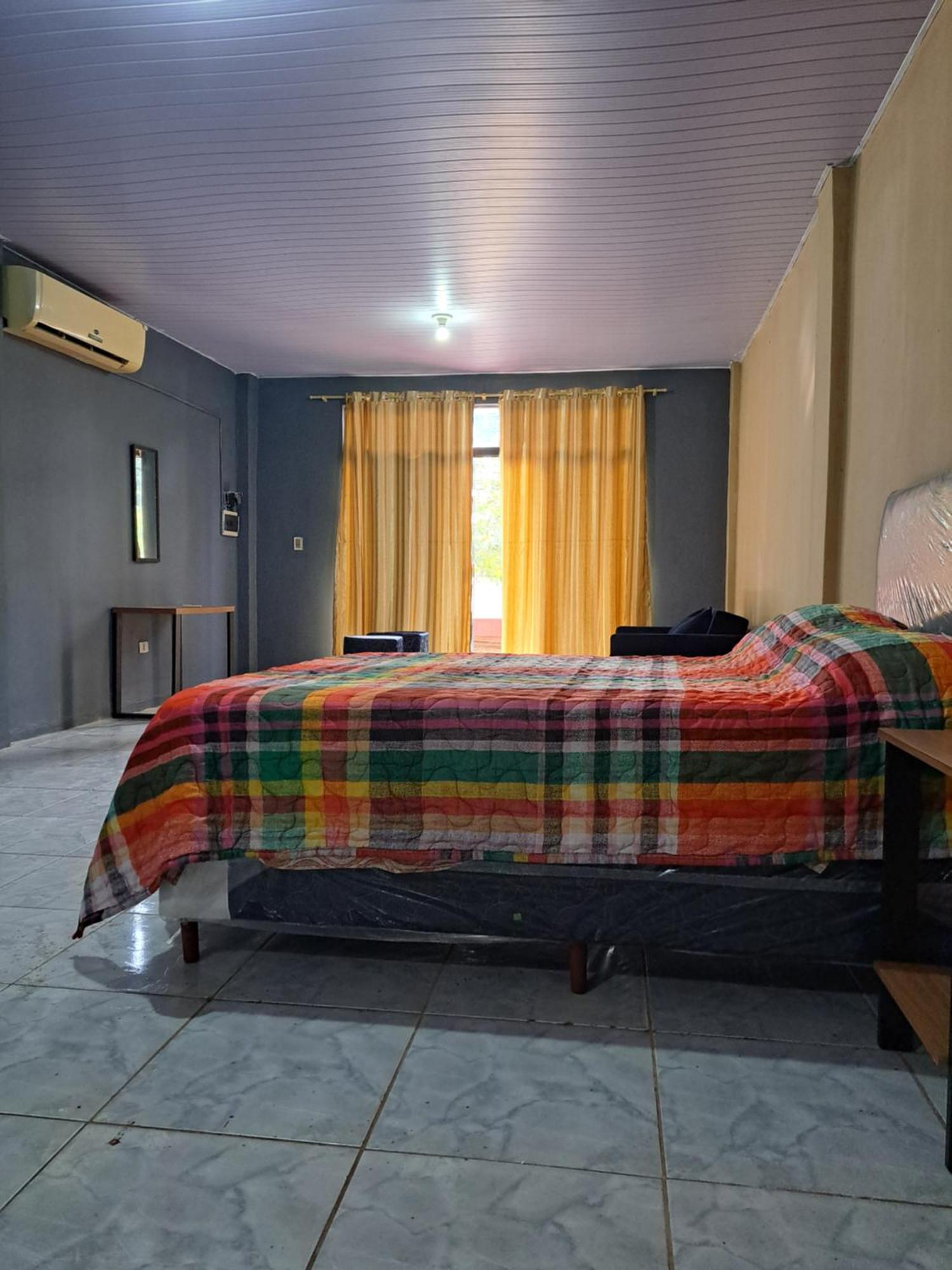 Hummingbird Hostel Ciudad del Este Zewnętrze zdjęcie