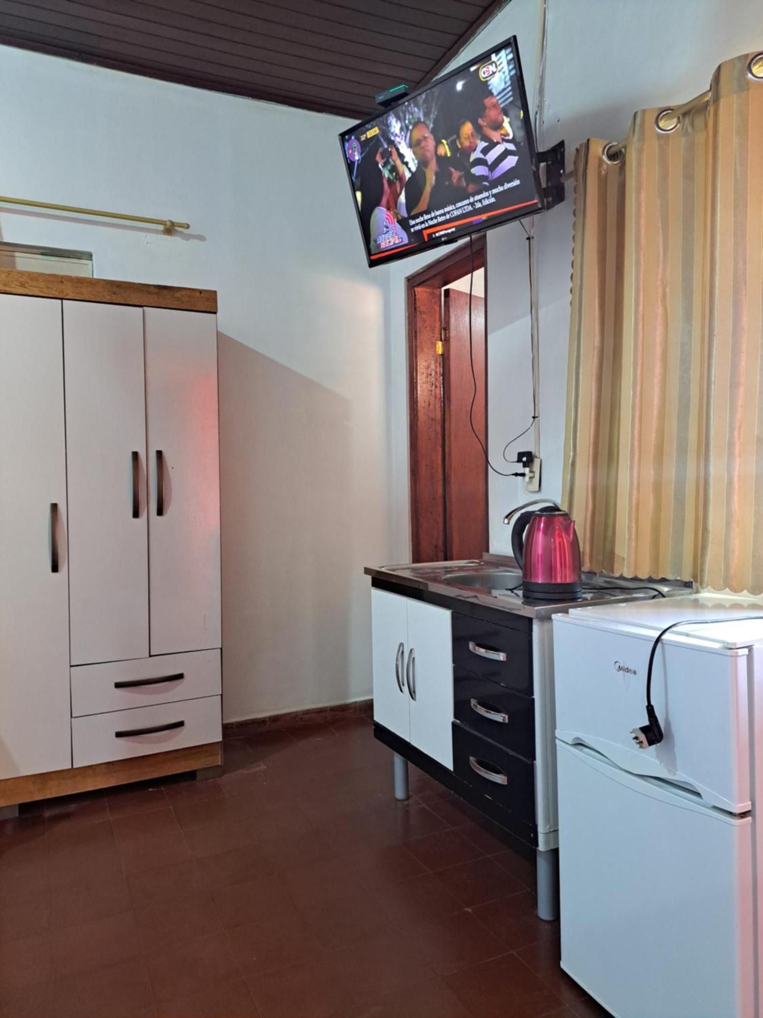 Hummingbird Hostel Ciudad del Este Zewnętrze zdjęcie