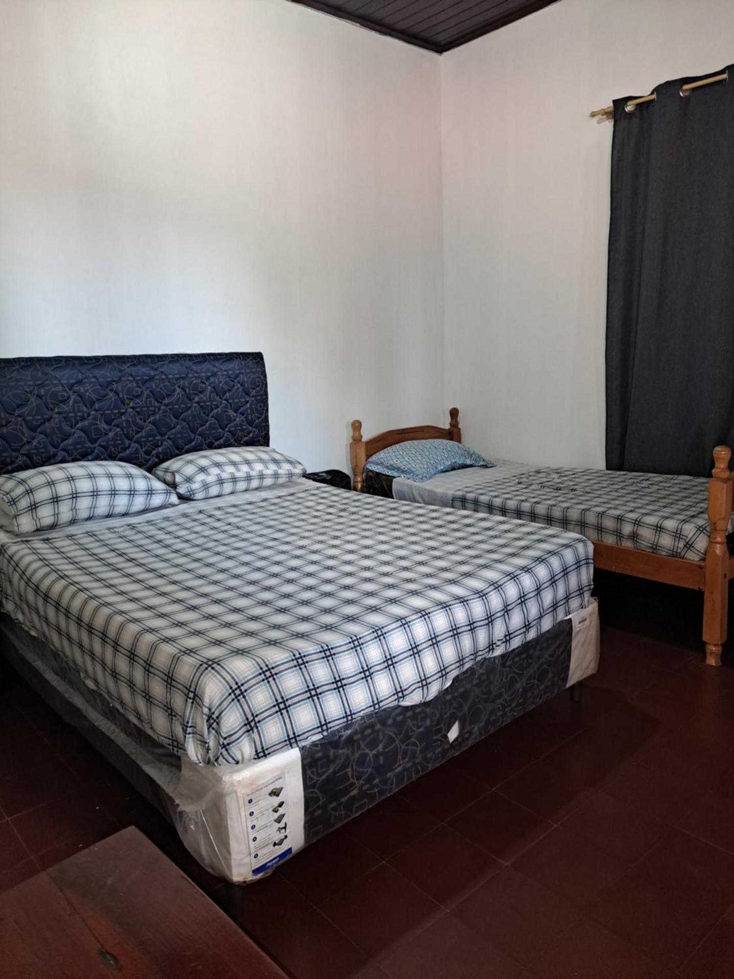 Hummingbird Hostel Ciudad del Este Zewnętrze zdjęcie