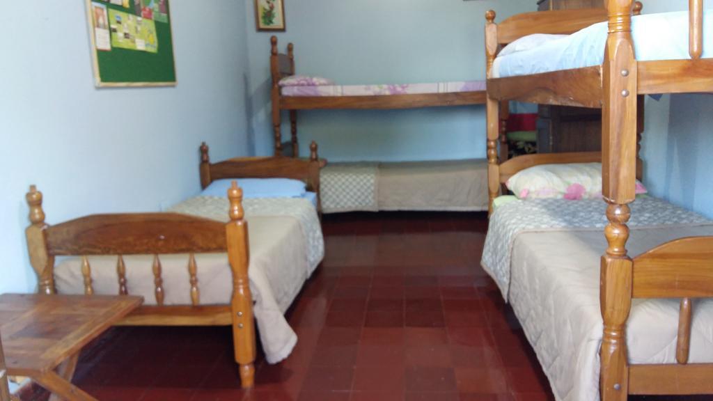 Hummingbird Hostel Ciudad del Este Zewnętrze zdjęcie